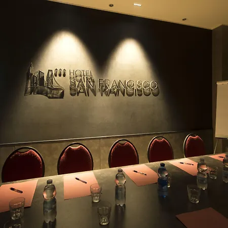 酒店 圣法兰西丝科酒店 3*