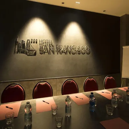 圣法兰西丝科酒店 酒店 3*