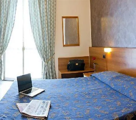 Hotell San Francisco 3*